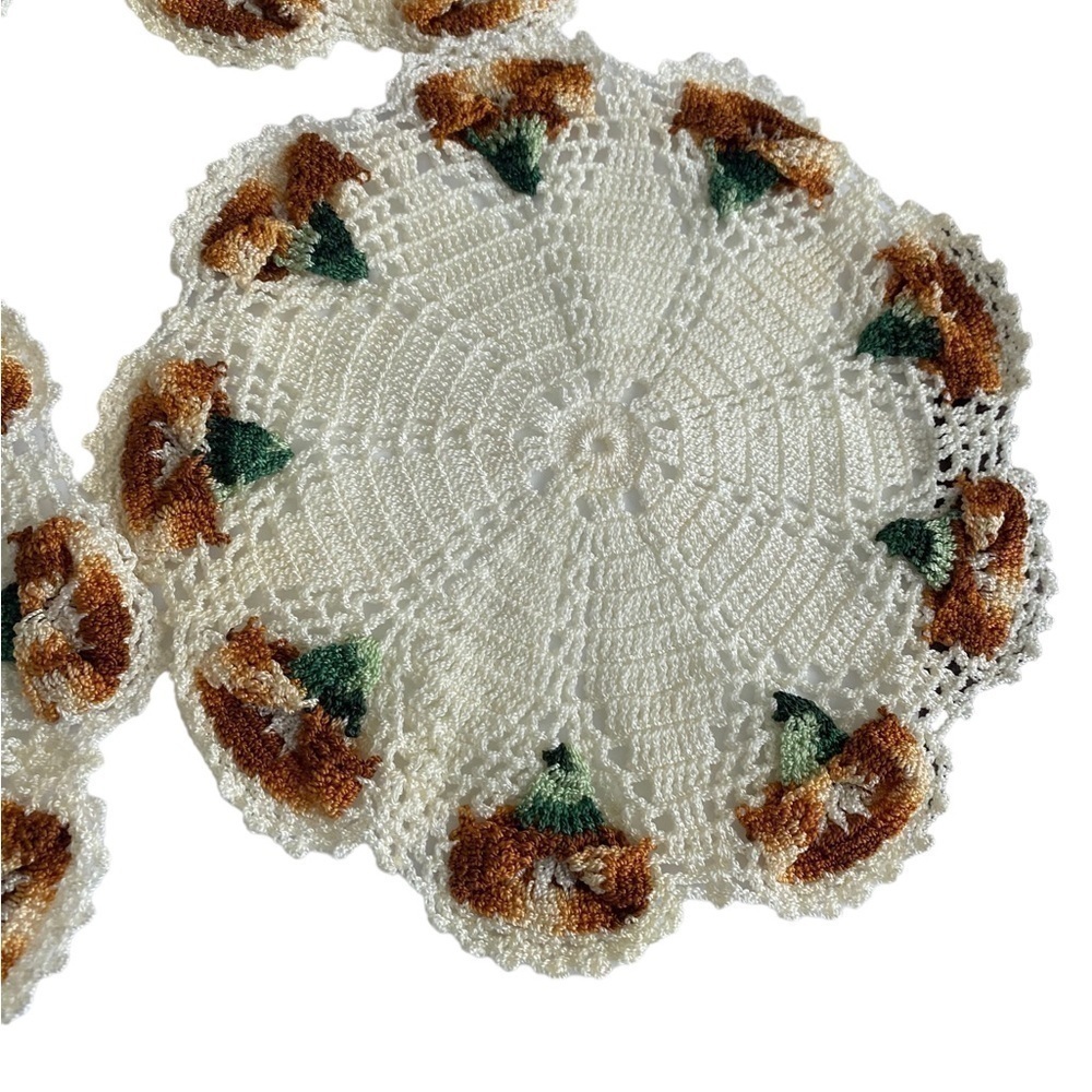 8 Hand made crocheted 🧶